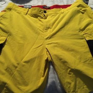 Brand New Men’s 40W Yellow Nautica Shorts